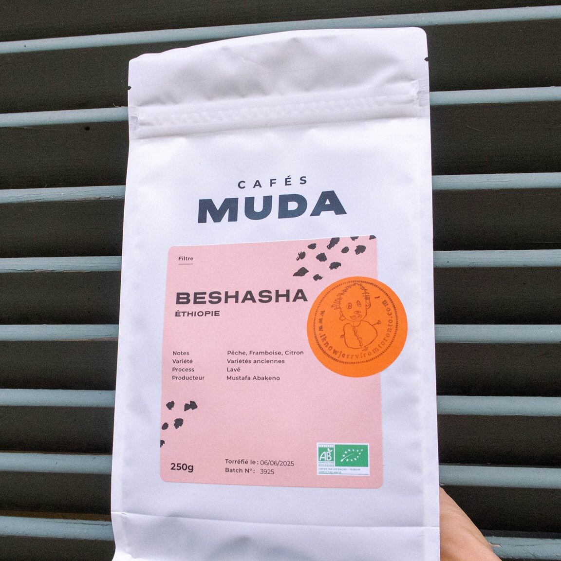 Bag of Muda coffee beans